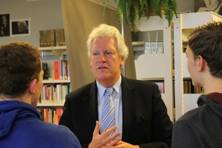 Delta Commissioner visits Segbroek College during College Tour